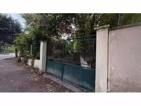 terrain constructible à vendre
