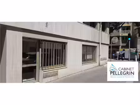 local commercial à vendre