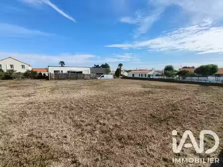 terrain constructible viabilisé à vendre