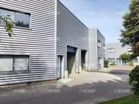 local d'activités à louer