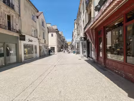 local commercial avec bail commercial
