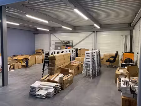 local d'activités à vendre