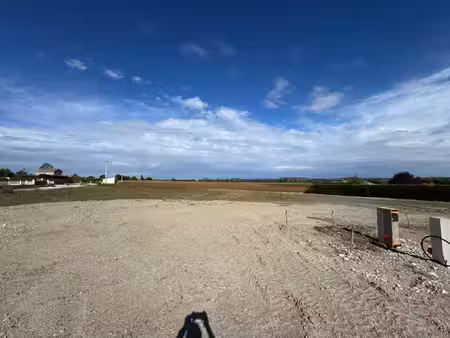 terrain constructible viabilisé à vendre