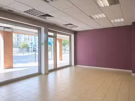 local commercial à louer
