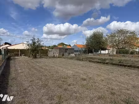 terrain constructible viabilisé à vendre