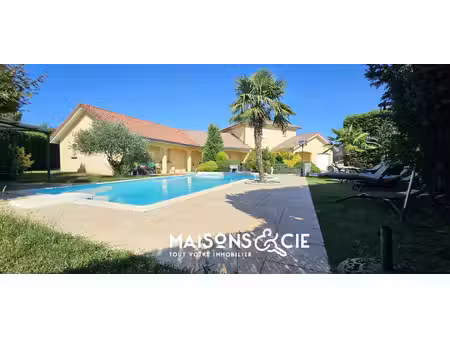 maisons & cie