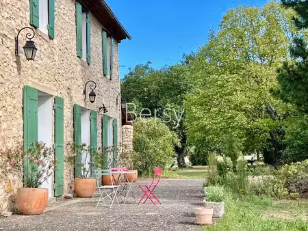 mas à vendre