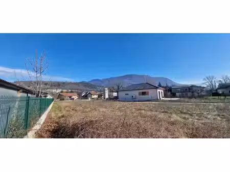 terrain constructible neuf à vendre