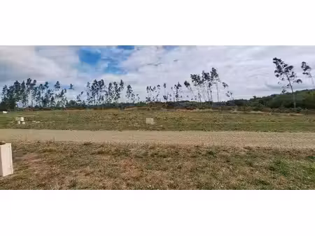 terrain constructible viabilisé à vendre