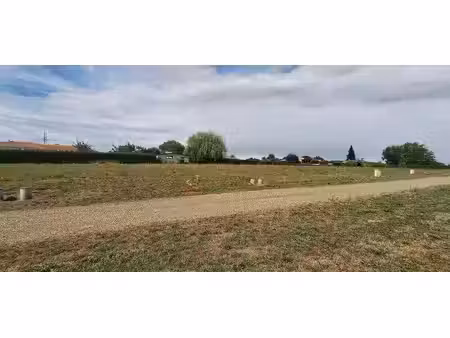 terrain constructible viabilisé à vendre