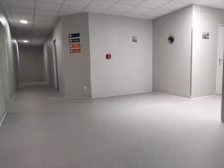 local commercial à louer