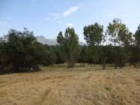 terrain constructible viabilisé à vendre