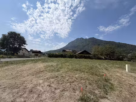 terrain constructible neuf à vendre