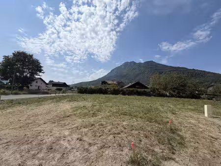 terrain constructible viabilisé à vendre