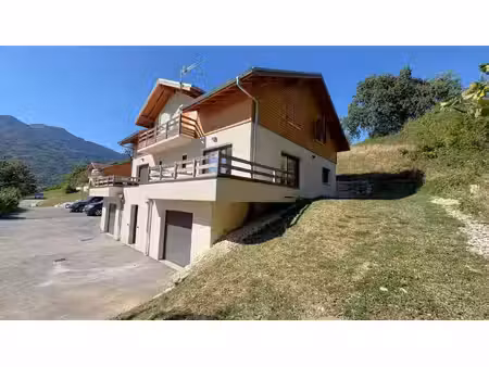 blue estate agency