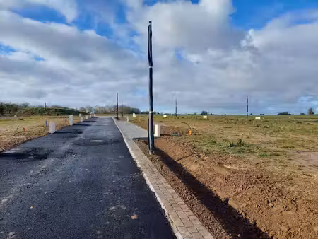 terrain constructible viabilisé à vendre