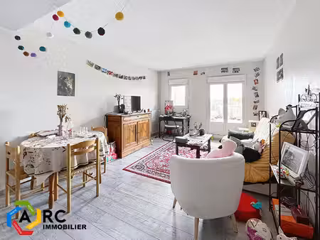 appartement type 3 proche gare et commerces