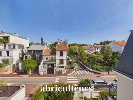 agréable appartement t3 avec balcon - 56m² - garches