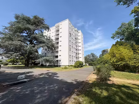 t3 de 68 m² avec balcon et stationnement ? la chapelle-saint-mesmin