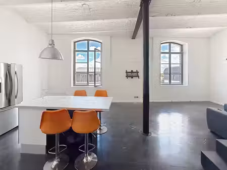 loft de 68 m2 cachet industriel proche mouvaux parking