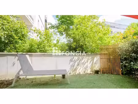 bel appartement t3 avec jardin privatif — résidence sécurisée de standing