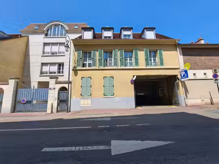 villa des arts - box double en enfilade à vendre !