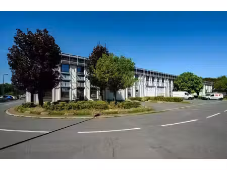 location local d’activités villebon-sur-yvette 91140 642m² à 1349m²