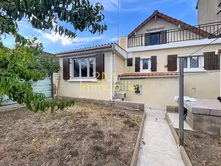 maison individuelle avec jardin  garage et cave totale