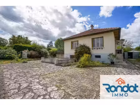 maison 5 pieces / 3 chambres / environ 93 m2 / parcelle 1020