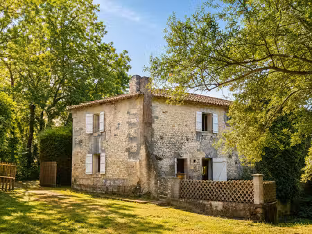maison à vendre à saint-palais-du-né (16300) - charente