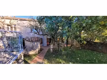 maison de village avec garage et jardin