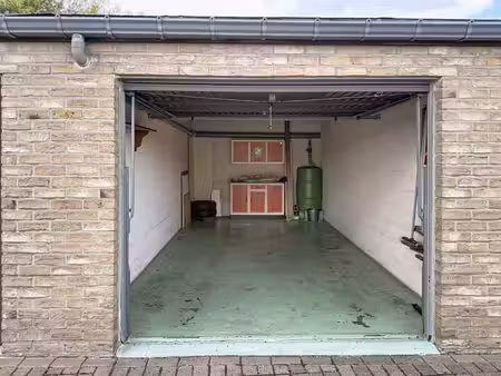 garage en excellent état à vendre à ans