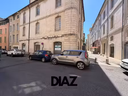 local d'activités à louer