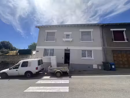 immeuble 7 pièces - 130 m²