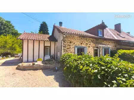 maison d'artiste sur 2300m² avec puits