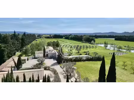 propriété avec piscine saint-rémy-de-provence (13)