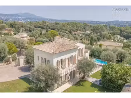 mazet 8 pièces 215 m²