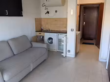 antibes - studio meublé 18 m² avec garage et cave