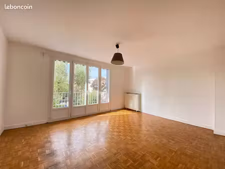 appartement 3 pièces 74 m²