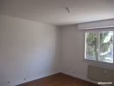 appartement f2 dans résidence calme