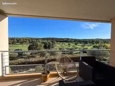location appartement meublé nîmes golf de vacquerolles 1ère ligne