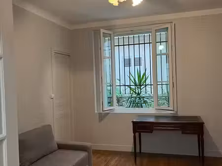 2 pièces 52 m2 paris 17e