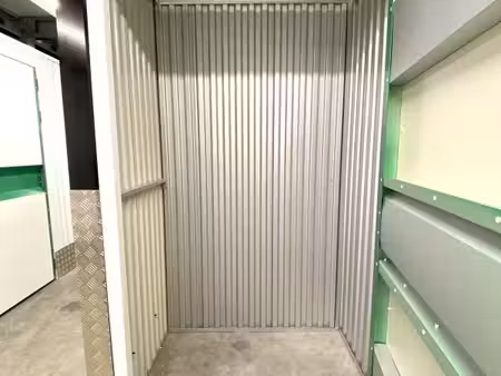 cave 1 m² maurepas