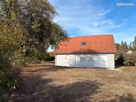 location maison individuelle clairvaux-les-lacs