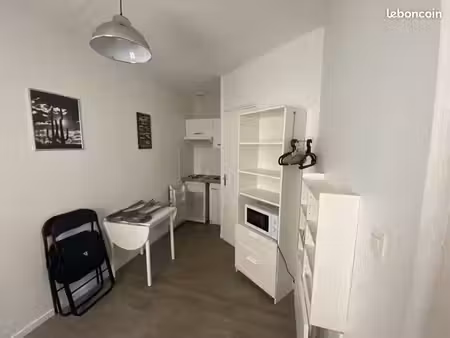 studio 1 pièce 10 m²