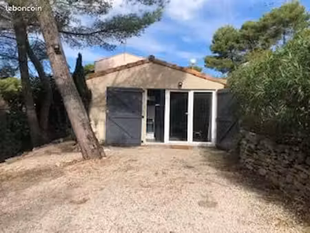 ?maison coup de cœur rénovée  au calme dans résidence sécurisée avec piscine