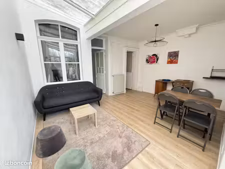 appartement 3 pièces 43 m²