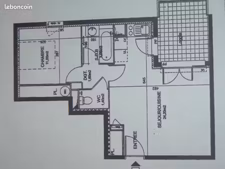 t2  42m2  + loggia 7 5 m2 vue jardin  + parking