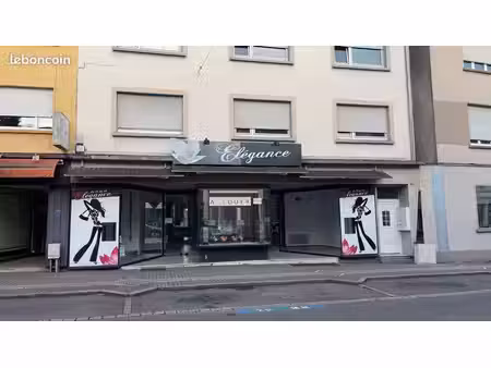 à louer local commercial