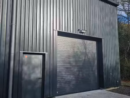 local stockage pro 50 m² neuf charges comprises